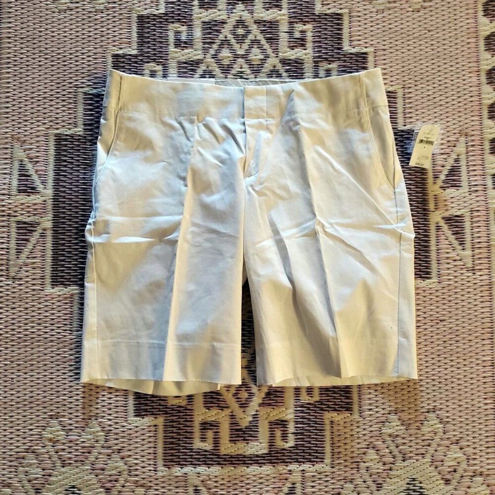 Women's GAP Hip Slung Fit White Low Rise Stretch Long Chino Shorts Sz 2 NWT